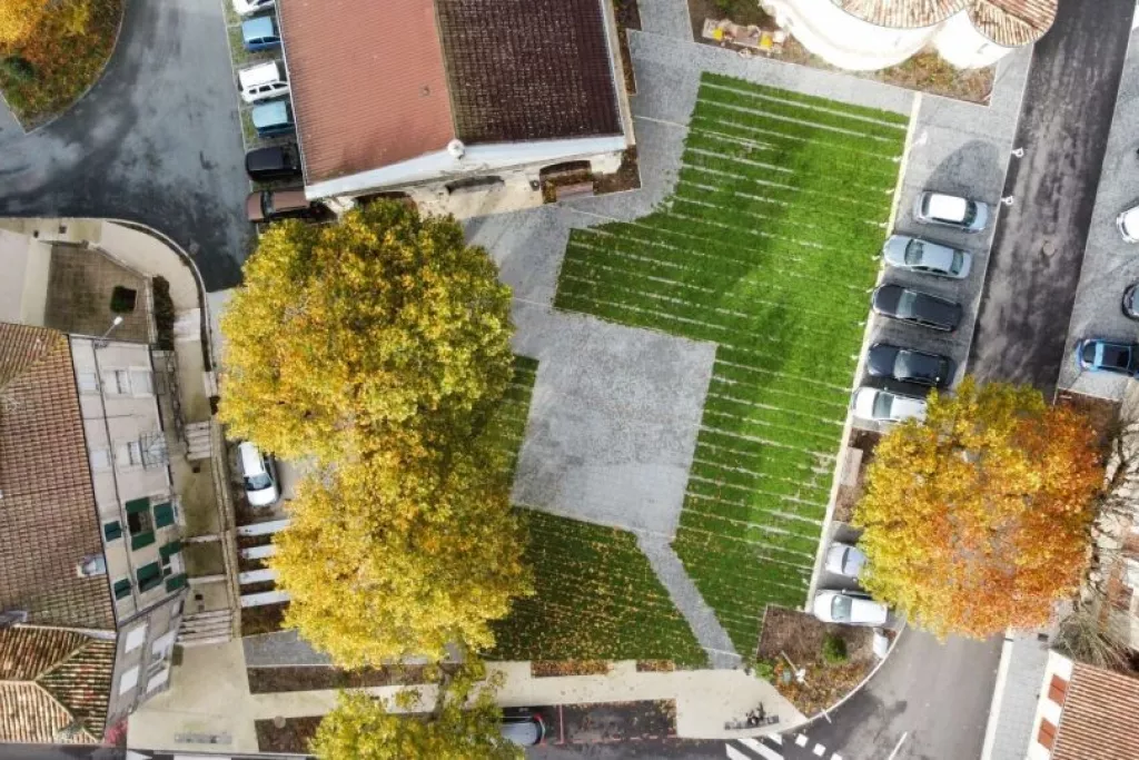 Landscaping and sustainable water management - Monbahus