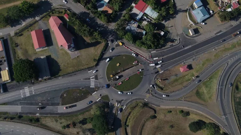 Image of Nouméa, Nouvelle-Calédonie (2019) – Mise en service du BHNS Néobus  Illustration of Nouméa, Nouvelle-Calédonie (2019) – Mise en service du BHNS Néobus
