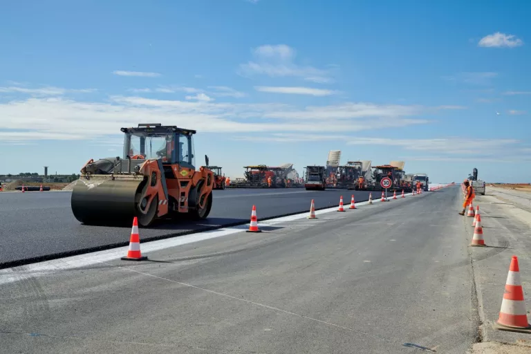Réhabilitation de la piste 1 de l'aéroport de Roissy - Charles de Gaulle 