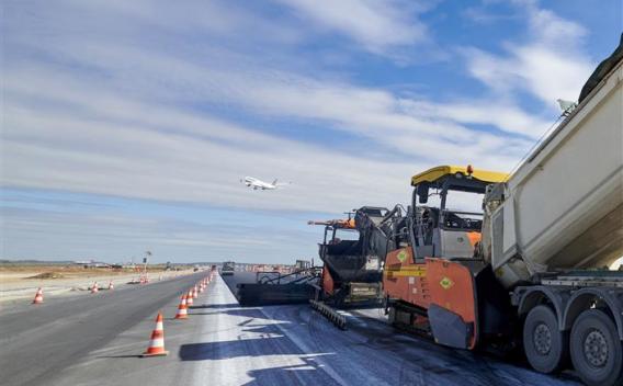 Réhabilitation de la piste 1 de l'aéroport de Roissy - Charles de Gaulle 