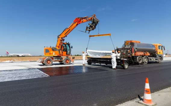 Réhabilitation de la piste 1 de l'aéroport de Roissy - Charles de Gaulle 