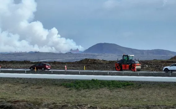 Éruption volcanique sur le chantier de la route 41 - Islande