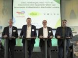 Colas, TotalEnergies et Volvo officialisent un partenariat stratégique pour accélérer la décarbonation des chantiers urbains, basé sur des solutions innovantes.