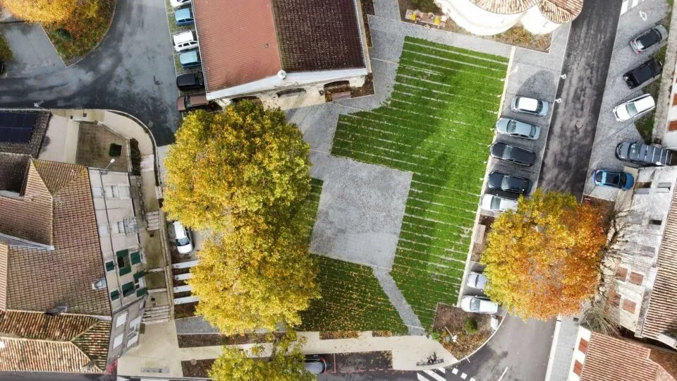 Landscaping and sustainable water management - Monbahus