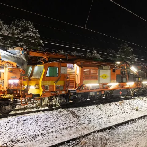 Image of Colas Rail en groupement avec TSO remporte un lot de l’appel d’offres de régénération industrielle du réseau ferroviaire lancé par SNCF Réseau Illustration of Colas Rail en groupement avec TSO remporte un lot de l’appel d’offres de régénération industrielle du réseau ferroviaire lancé par SNCF Réseau