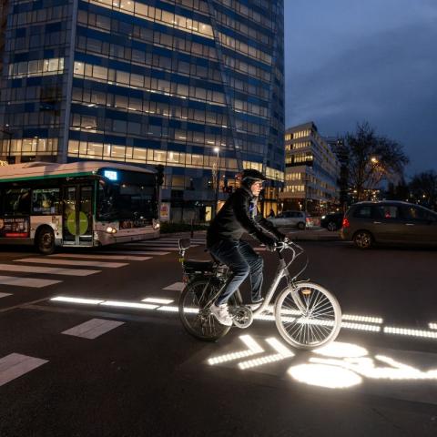 Illustration of Une piste cyclable plus visible grâce à Flowell 
