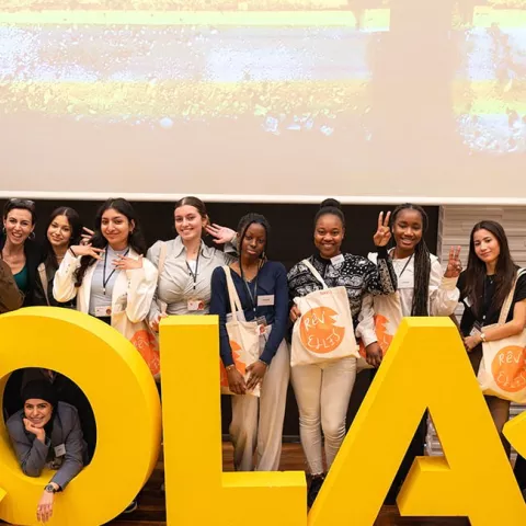 Image of Colas Foundation soutient Rêv’Elles et Apprentis d’Auteuil Illustration of Colas Foundation soutient Rêv’Elles et Apprentis d’Auteuil