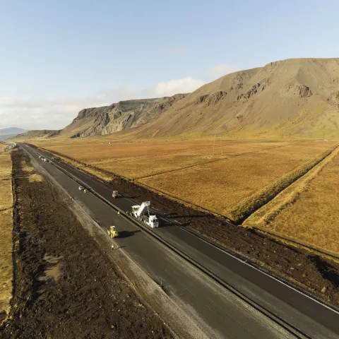 Illustration of Iceland : Recycling to Improve Roads