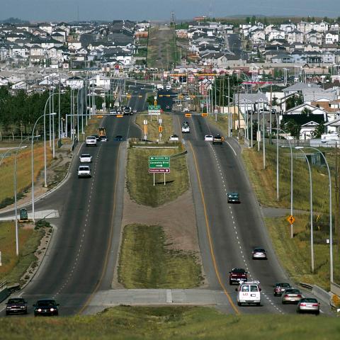 Illustration of Deux filiales de Colas Canada remportent des contrats d’un montant global de 300 millions  de dollars canadiens pour la construction et la maintenance du périphérique sud-ouest de Calgary, en Alberta 