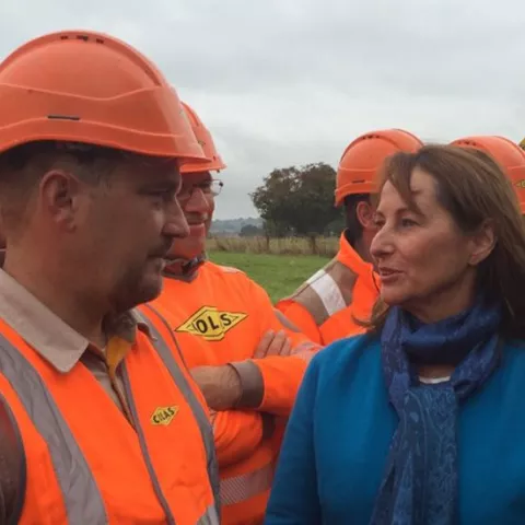 Illustration of Ségolène Royal, Ministre de l’Environnement, de l’Energie et de la Mer,  visite le chantier pilote d’une section de route solaire Wattway d’un  kilomètre, à Tourouvre, dans l’Orne