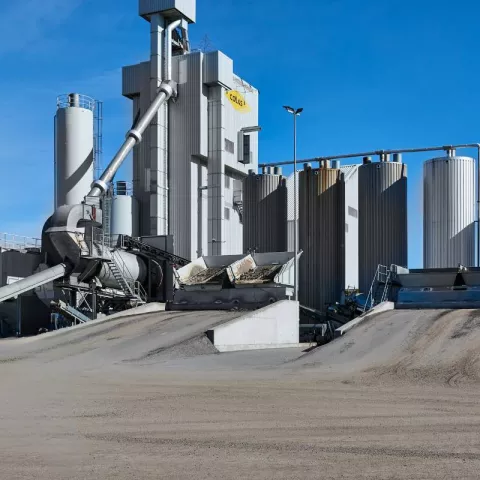 Illustration of Horsens asphalt plant designed for high recycled asphalt use