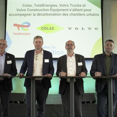 Illustration of Colas, TotalEnergies et Volvo s’allient pour accompagner la décarbonation des chantiers urbains